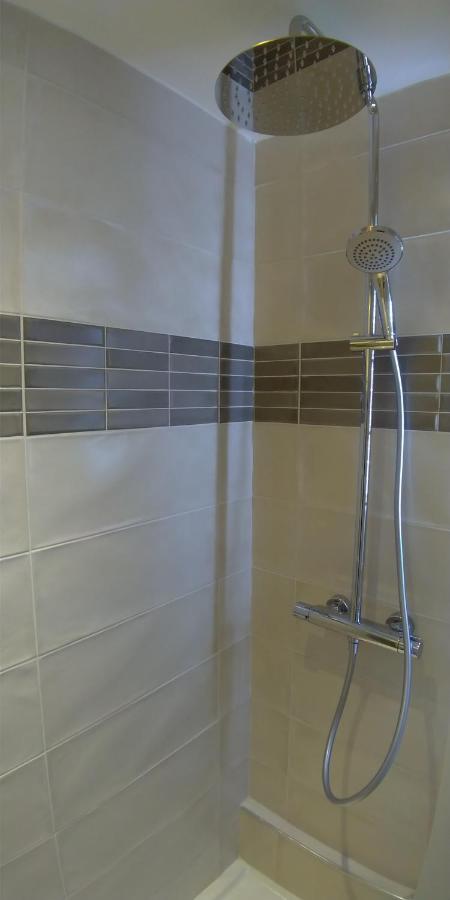 Aux Pieds Des Arenes Apartment Арл Екстериор снимка